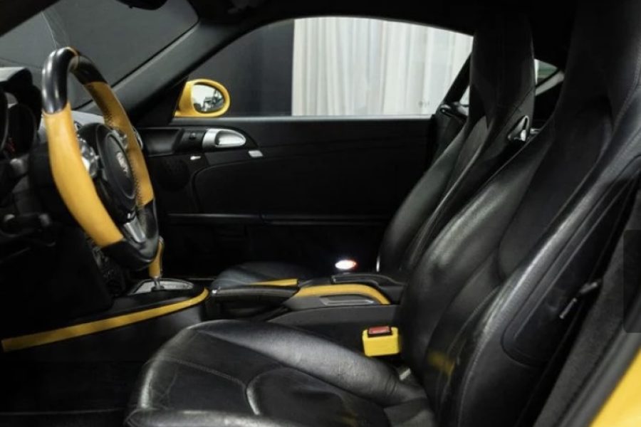 Porsche Cayman 2006