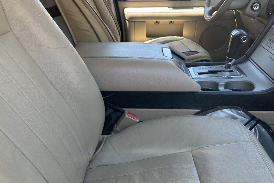 Lincoln Navigator