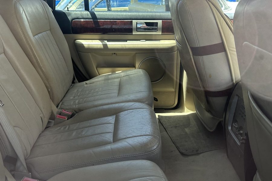 Lincoln Navigator